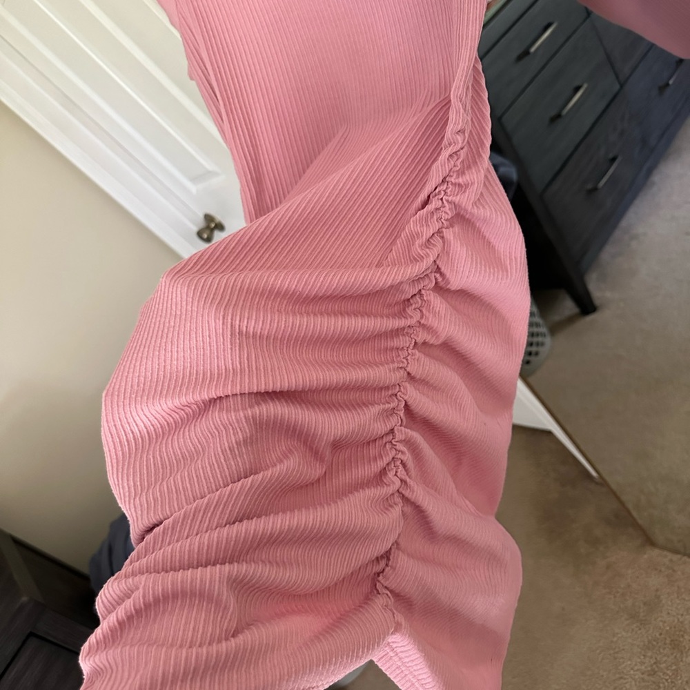 Pink Ruched Bodycon Dress - Picture 4 of 5